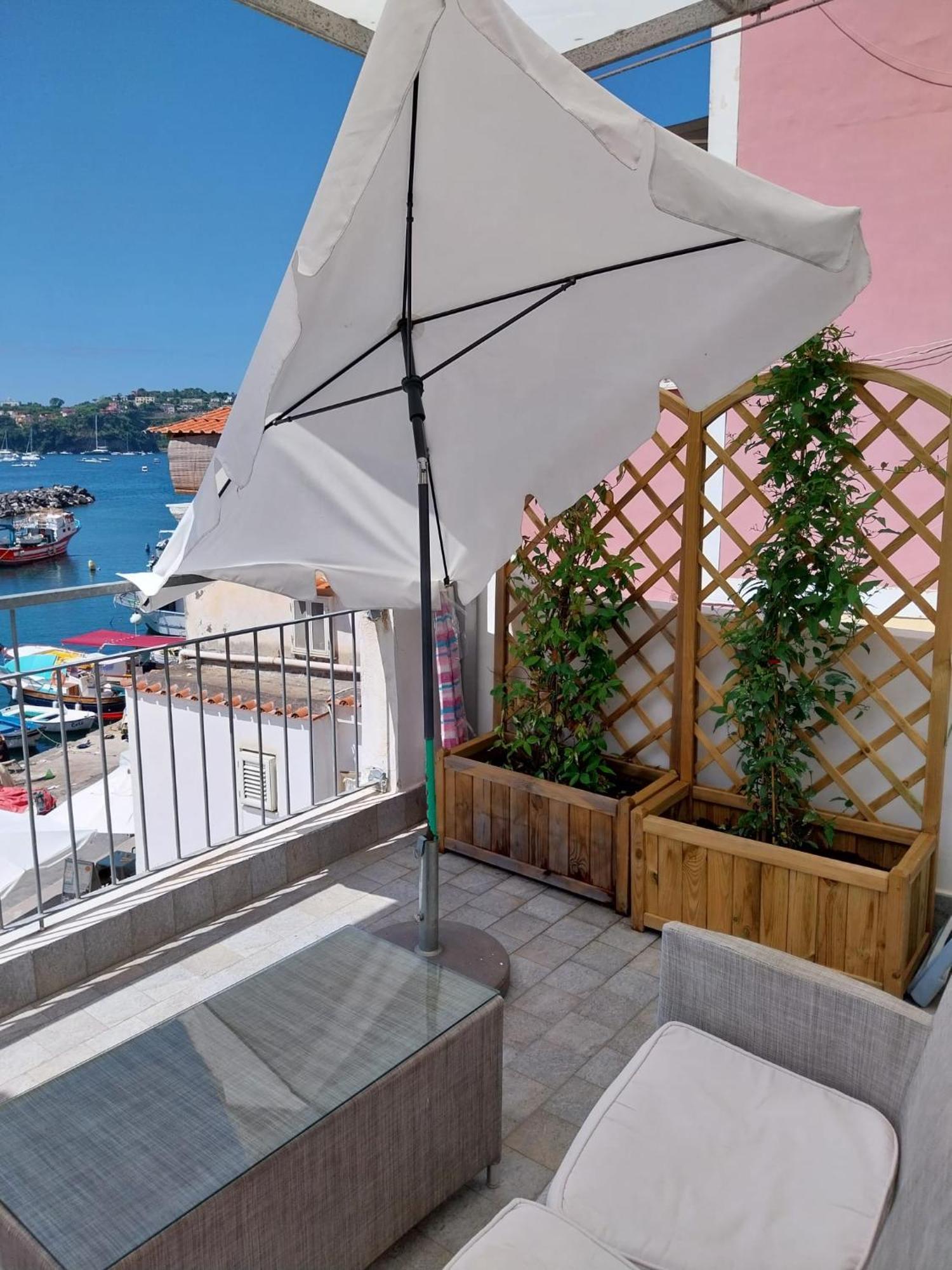 La Terrazza Di Maria Apartment Прочида Екстериор снимка